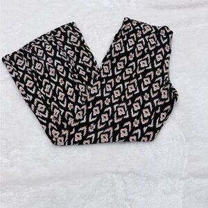 Jessica Simpson Chic Black and Peach Patterned Pants